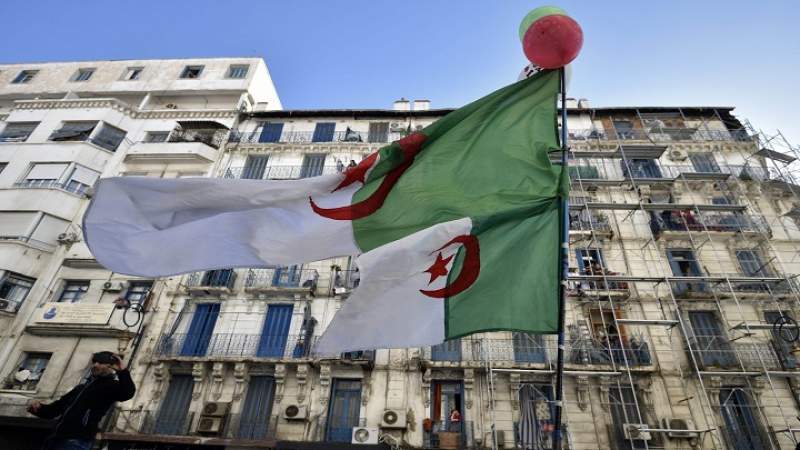 مقربون من الرئيس السابق محكمة جزائرية تحكم بحبس مسئولين سابقين ورجال أعمال بتهم فساد الاسماء