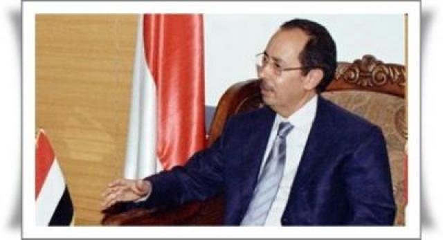 وزير التخطيط والتعاون الدولي يعزي بوفاة الدكتور عبدالكريم الأرحبي