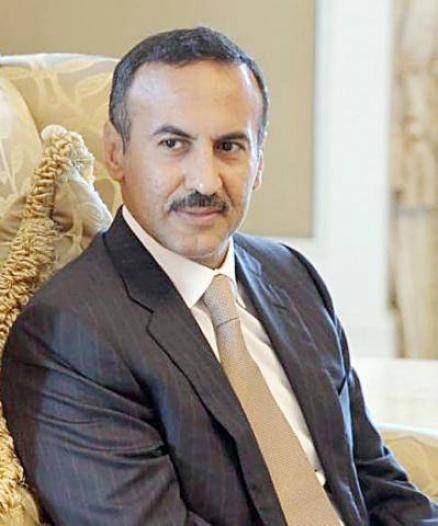 مصادر تكشف ما وراء توقيت الاتهام المباشر لـ أحمد علي عبدالله صالح وأسرته بحيازة مكاسب غير مشروعة وتهريب أموال